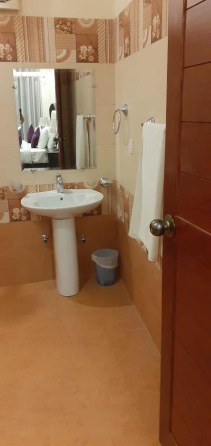 Hotel Noor Plaza Lahore Buitenkant foto